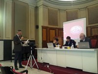 Neanche i FILOSOFI riescono a parlare di NULLA