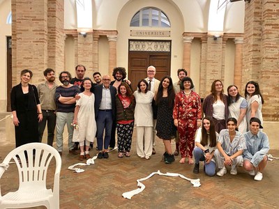 Image - ed. 2022-23. Uno spettacolo di inquietudini e follie con il gruppo teatro dell’Università